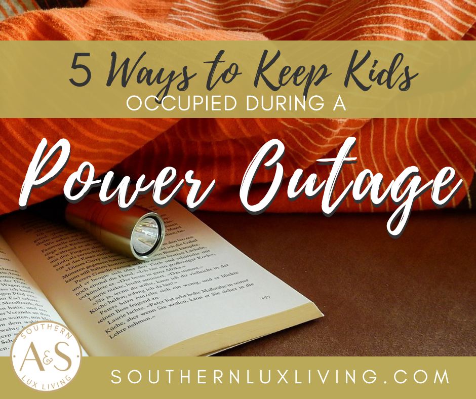 5 Ways to Keep Kids Occupied During a Power Outage